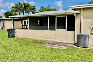 2821 Duke Ln, Delray Beach, FL 33445 - Photo 16