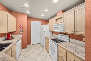 3312 Red Tailed Hawk Dr, Port Saint Lucie, FL 34952 - Photo 12