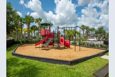 10106 W Villa Circle, Vero Beach, FL 32966 - Photo 44