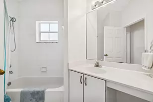 2732 Quaking Leaf Ln, Boynton Beach, FL 33436 - Photo 24