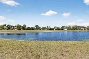 6535 Parkview Dr, Boca Raton, FL 33433 - Photo 6