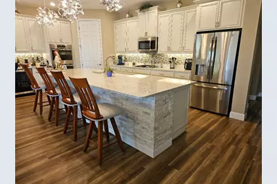 10063 SW Coral Tree Circle, Port Saint Lucie, FL 34987 - Photo 2