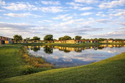 105 Lake Irene Drive, West Palm Beach, FL 33411 - Photo 18