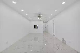 105 Lake Irene Dr, West Palm Beach, FL 33411 - Photo 10