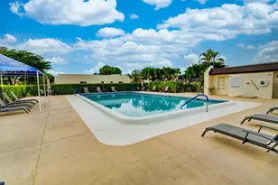 105 Lake Irene Dr, West Palm Beach, FL 33411 - Photo 38