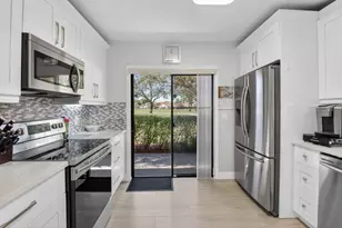 5750 Parkwalk Cir E, Boynton Beach, FL 33472 - Photo 10