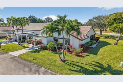 5750 Parkwalk Circle E, Boynton Beach, FL 33472 - Photo 32
