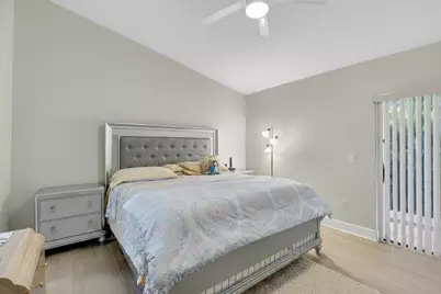 5750 Parkwalk Circle E, Boynton Beach, FL 33472 - Photo 14