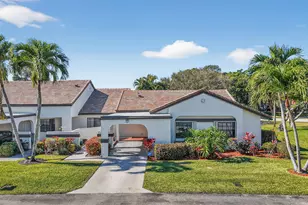 5750 Parkwalk Cir E, Boynton Beach, FL 33472 - Photo 34