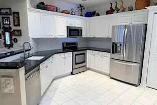 12562 Crystal Pointe Dr, Boynton Beach, FL 33437 - Photo 2