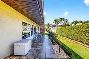 10260 Greentrail Dr N, Boynton Beach, FL 33436 - Photo 42