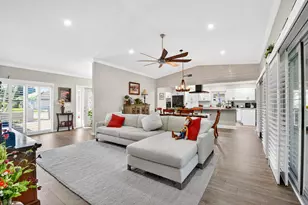 10265 Greentrail Dr N, Boynton Beach, FL 33436 - Photo 14