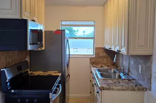 201 S J St, Lake Worth Beach, FL 33460 - Photo 8