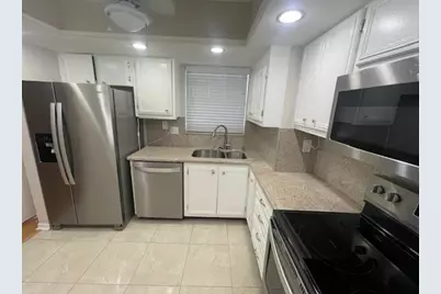 705 Lori Dr Drive #216, Palm Springs, FL 33461 - Photo 4