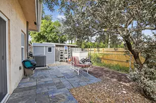 261 NE 41st St, Fort Lauderdale, FL 33334 - Photo 30