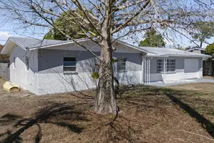 306 Riomar Dr, Port Saint Lucie, FL 34952 - Photo 30