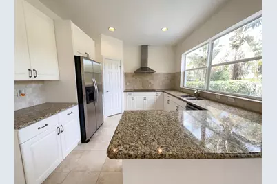 12431 SW 1st Street, Plantation, FL 33325 - Photo 2