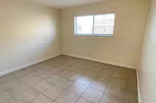 1501 Crescent Cir, Lake Park, FL 33403 - Photo 12