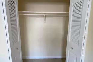 1501 Crescent Cir, Lake Park, FL 33403 - Photo 14