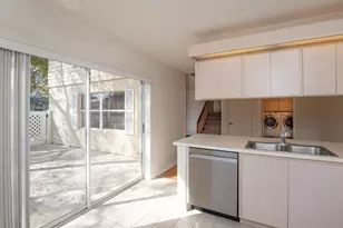 8146 Bridgewater Ct, West Palm Beach, FL 33406 - Photo 12