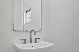 6820 NW 29th Ct, Sunrise, FL 33313 - Photo 26