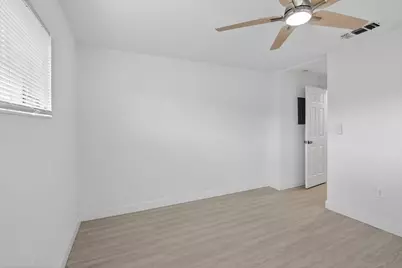 6820 NW 29th Court, Sunrise, FL 33313 - Photo 20