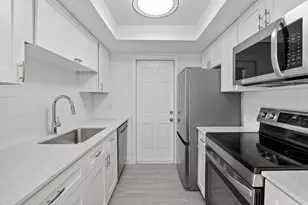 6820 NW 29th Ct, Sunrise, FL 33313 - Photo 10