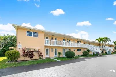 108 NE 20th Avenue NE #201, Boynton Beach, FL 33435 - Photo 4
