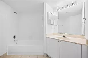 200 Crestwood Ct N, Royal Palm Beach, FL 33411 - Photo 10