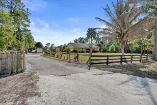 16974 Glasgow Dr W, Loxahatchee, FL 33470 - Photo 30