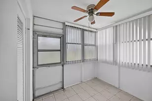 2965 Crosley Dr W, West Palm Beach, FL 33415 - Photo 14