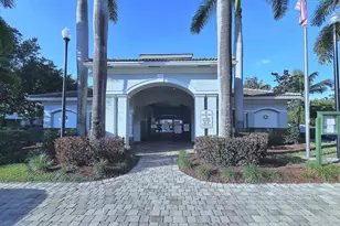 3037 Laurel Ridge Cir, Riviera Beach, FL 33404 - Photo 10