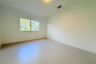 20841 NW 1st St, Pembroke Pines, FL 33029 - Photo 24