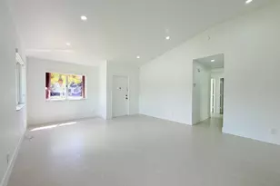 20841 NW 1st St, Pembroke Pines, FL 33029 - Photo 6