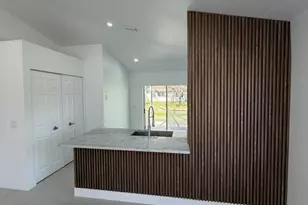 20841 NW 1st St, Pembroke Pines, FL 33029 - Photo 10