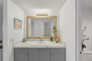 1200 Hibiscus Ave, Pompano Beach, FL 33062 - Photo 32