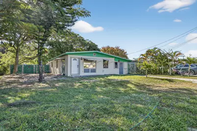 501 Emil Drive, Fort Pierce, FL 34982 - Photo 1