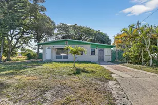 501 Emil Dr, Fort Pierce, FL 34982 - Photo 2