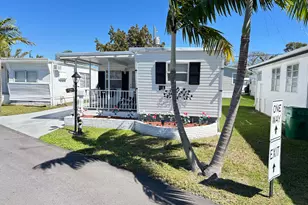 1325 S 33 Rd, Hollywood, FL 33021 - Photo 26