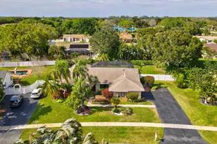 18229 103rd Trail S, Boca Raton, FL 33498 - Photo 4