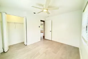 930 NE 24th St, Pompano Beach, FL 33064 - Photo 12