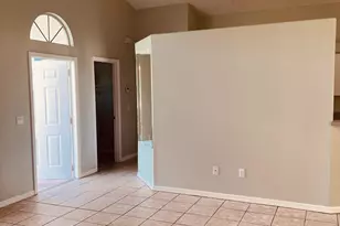 962 SW Kappa Ave SW, Port Saint Lucie, FL 34953 - Photo 6