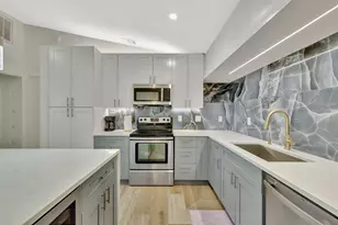 1382 SW Patricia Ave, Port Saint Lucie, FL 34953 - Photo 10