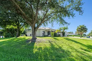 1302 Coverbrook Ln, Sebastian, FL 32958 - Photo 6