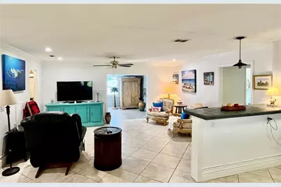 3329 10th Street SW, Vero Beach, FL 32968 - Photo 2