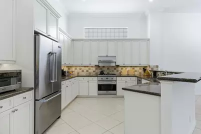 401 Via Placita, Palm Beach Gardens, FL 33418 - Photo 6