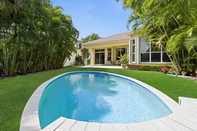 401 Via Placita, Palm Beach Gardens, FL 33418 - Photo 2