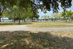 2840 Lake Osborne Dr, Palm Springs, FL 33461 - Photo 30