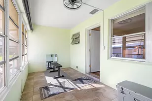 1010 Circle Terrace E, Delray Beach, FL 33445 - Photo 22