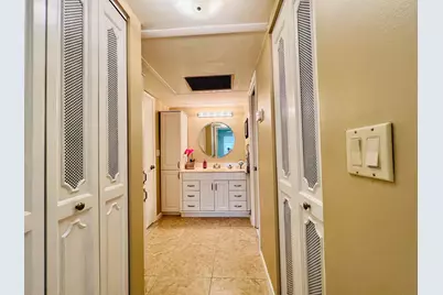 203 Oxford 500, West Palm Beach, FL 33417 - Photo 10